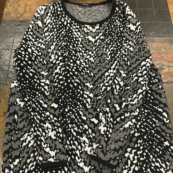 Blacky Dress Berlin Crew Neck
 size 8 - Picture 2 of 7